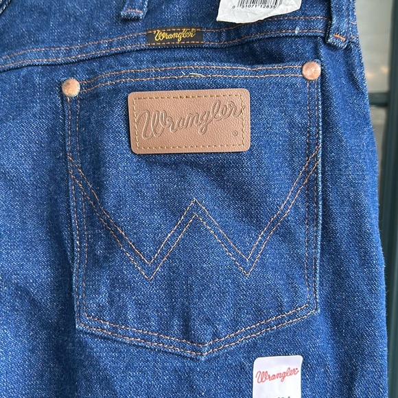 Wrangler NWT Original Fit Jeans Classic Denim 36/34 - Picture 5 of 9